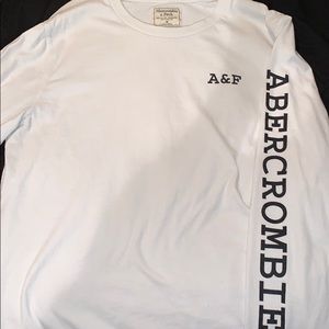 Men’s A&F Long sleeve tee